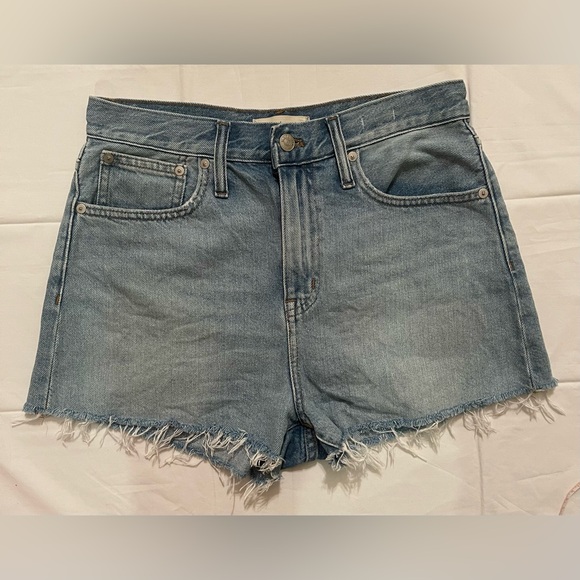 Madewell Pants - Madewell Jeans  Blue Denim Short size 27